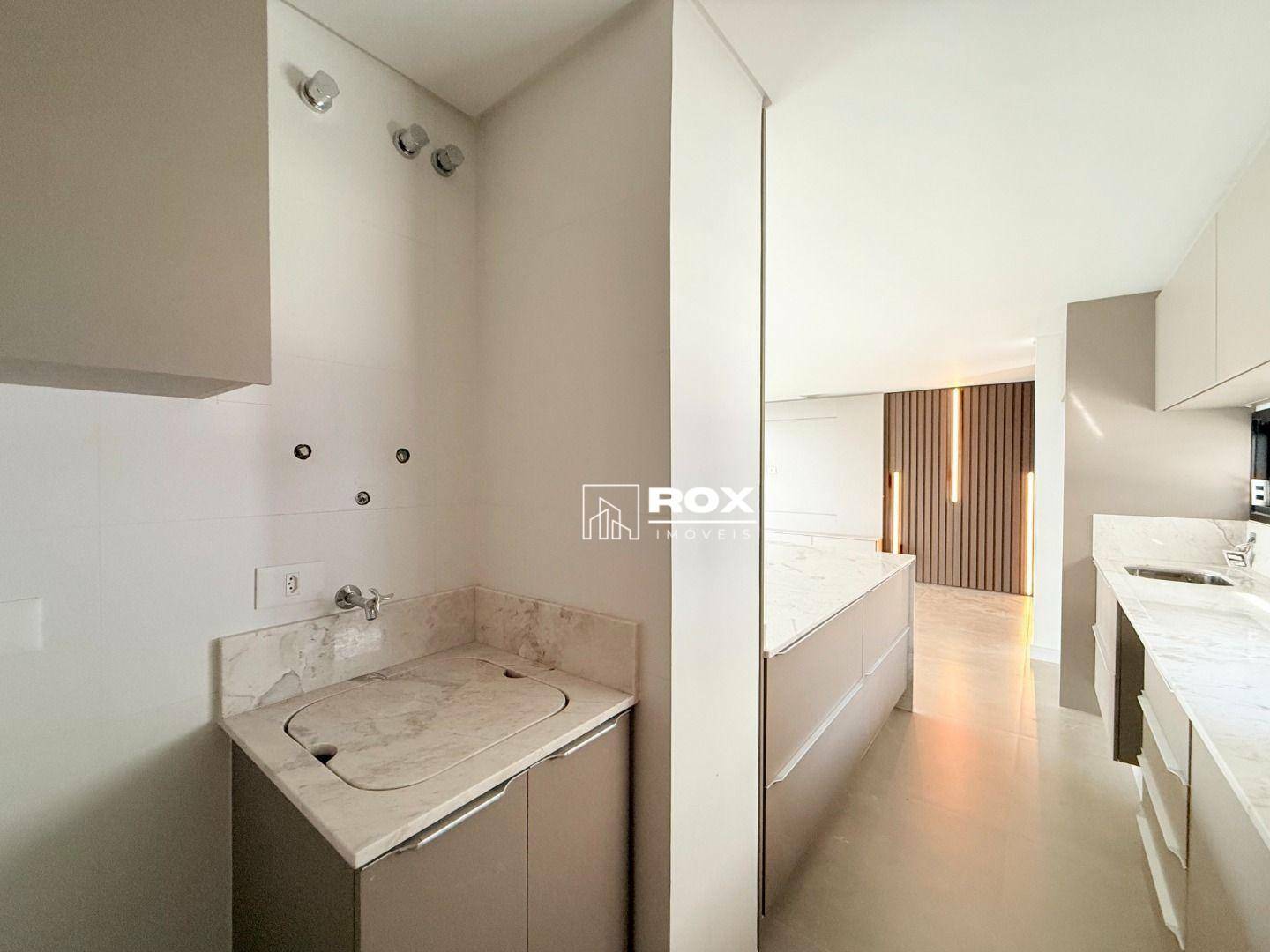 Casa de Condomínio para alugar com 3 quartos, 194m² - Foto 5