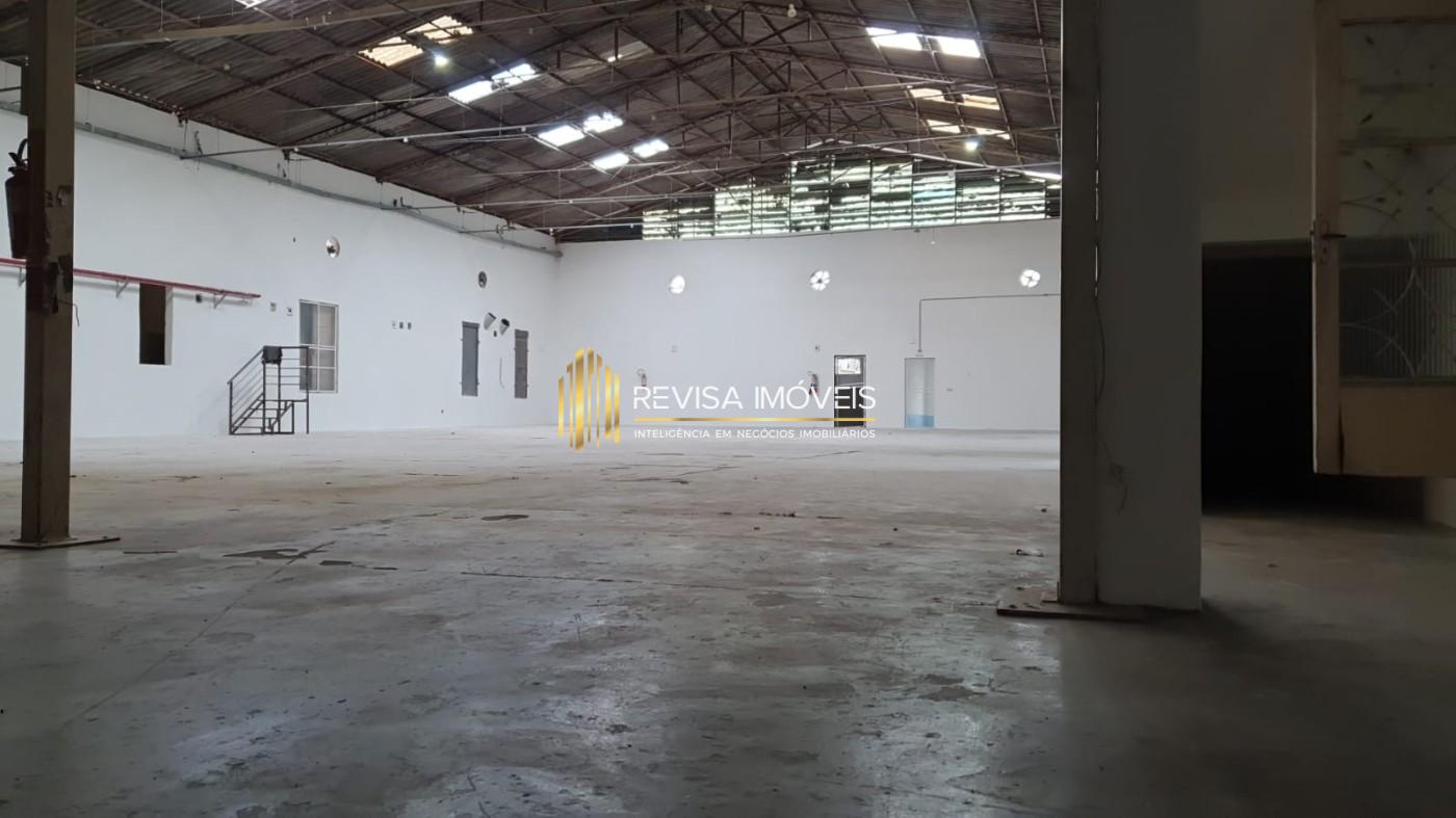 Depósito-Galpão-Armazém para alugar, 1100m² - Foto 1