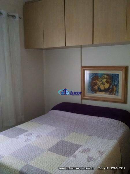 Apartamento à venda com 2 quartos, 60m² - Foto 11