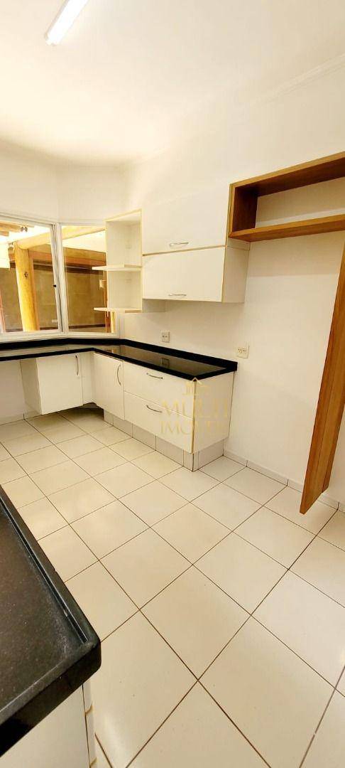 Sobrado à venda com 3 quartos, 250m² - Foto 26