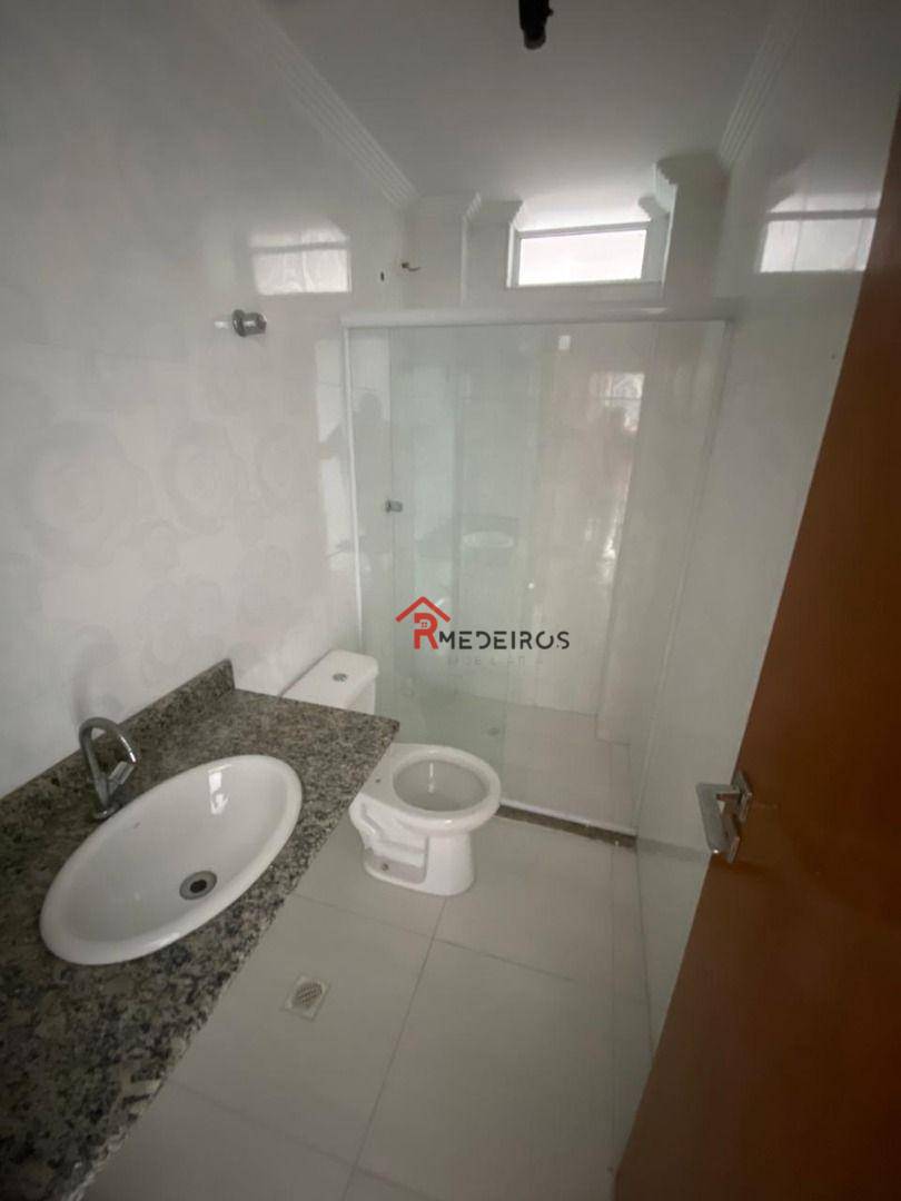 Apartamento para alugar com 2 quartos, 92m² - Foto 8