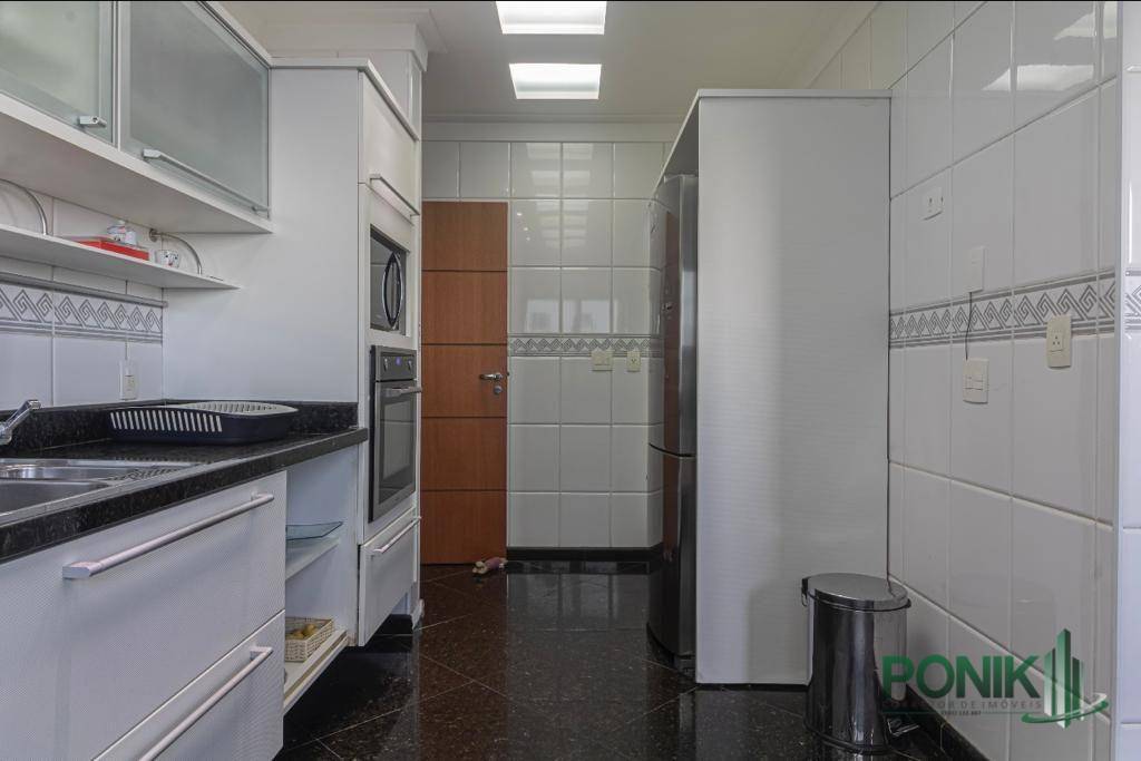 Apartamento à venda com 4 quartos, 250m² - Foto 32