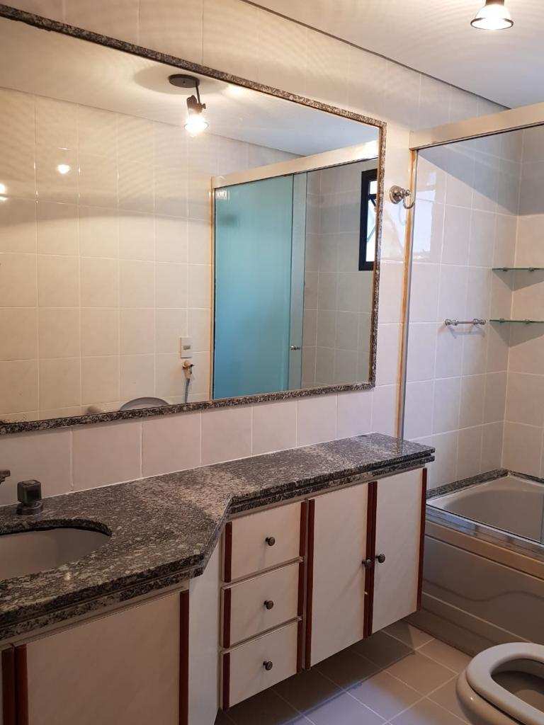 Apartamento à venda com 3 quartos, 127m² - Foto 10