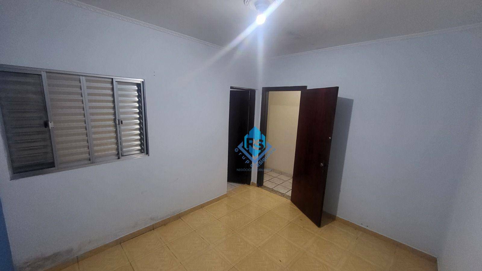 Casa à venda com 2 quartos, 125m² - Foto 9