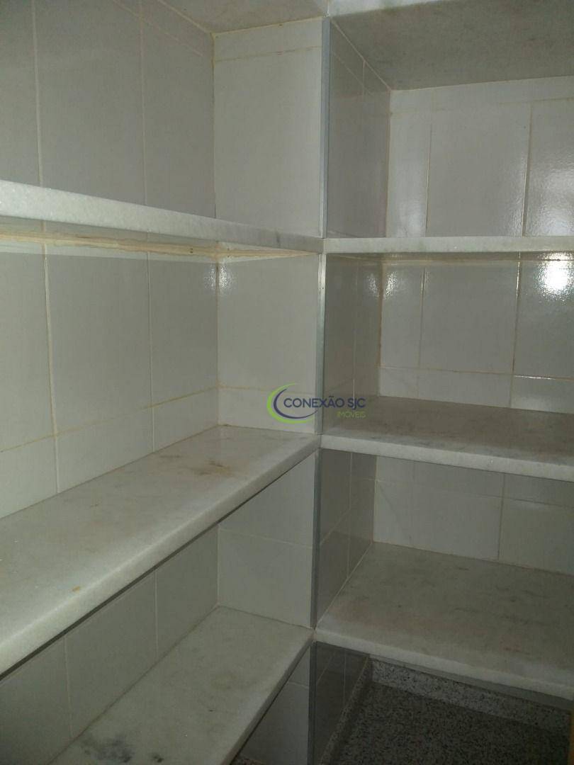 Apartamento à venda com 3 quartos, 145m² - Foto 10