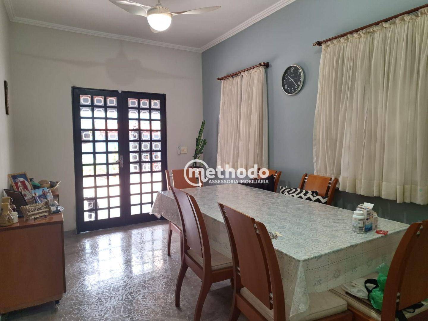 Casa à venda com 3 quartos, 240m² - Foto 33