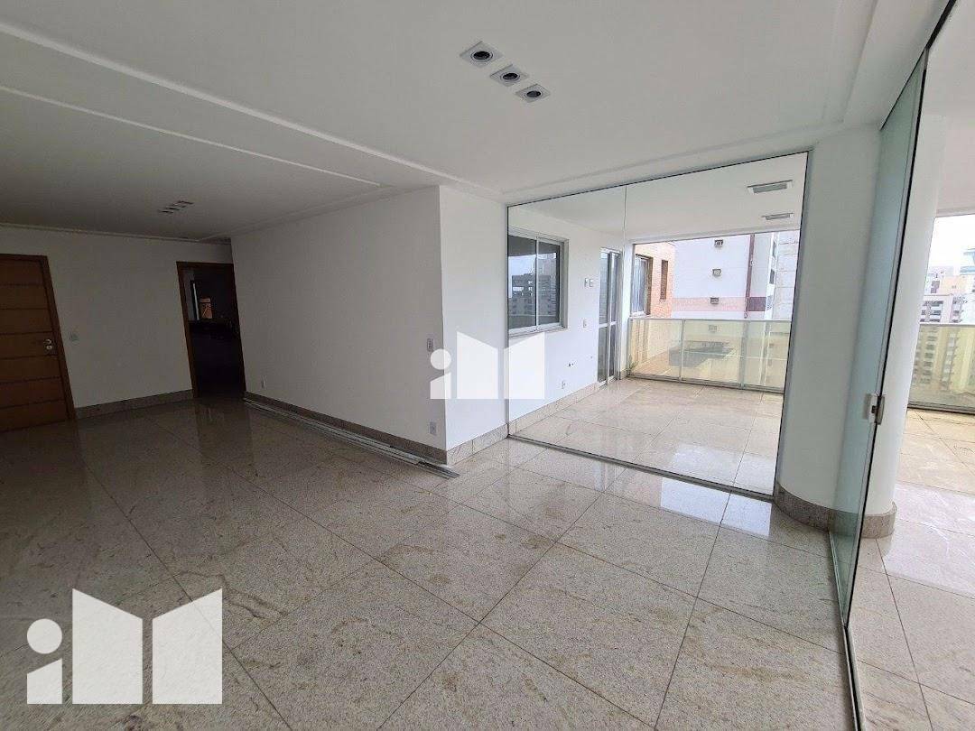 Apartamento à venda com 4 quartos, 141m² - Foto 5