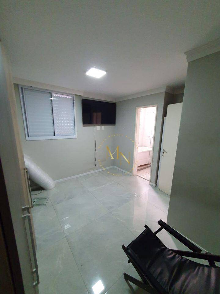 Apartamento à venda com 2 quartos, 78m² - Foto 13