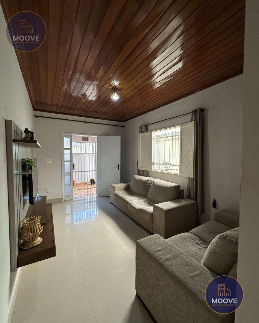 Casa à venda com 3 quartos, 100M2 - Foto 1