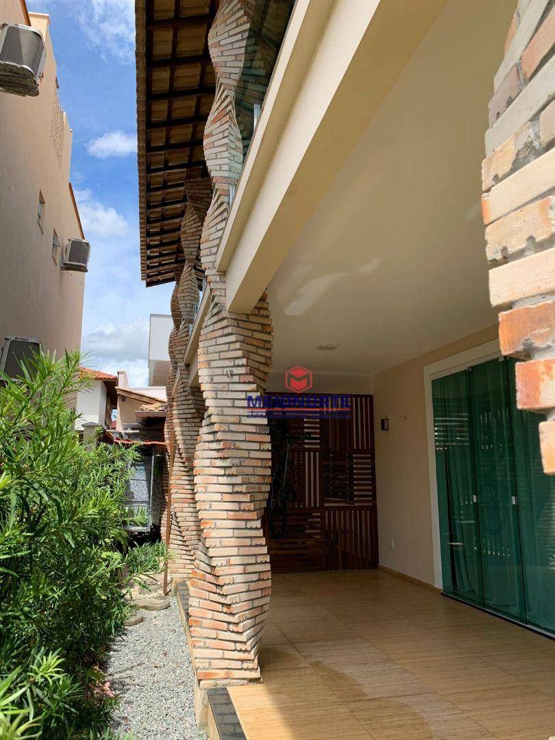 Casa de Condomínio à venda com 4 quartos, 262m² - Foto 5