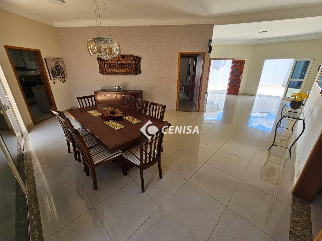 Casa à venda com 3 quartos, 236m² - Foto 12