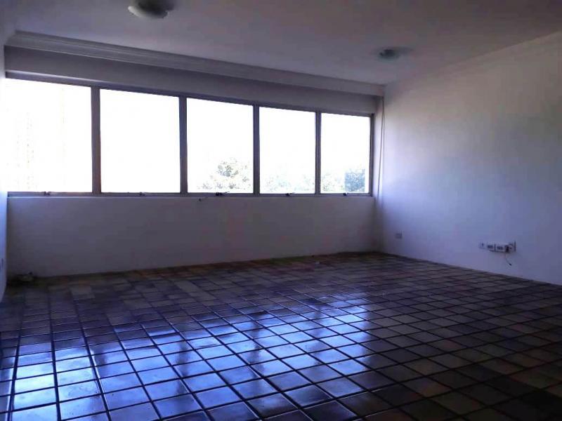 Apartamento à venda com 3 quartos, 132m² - Foto 4