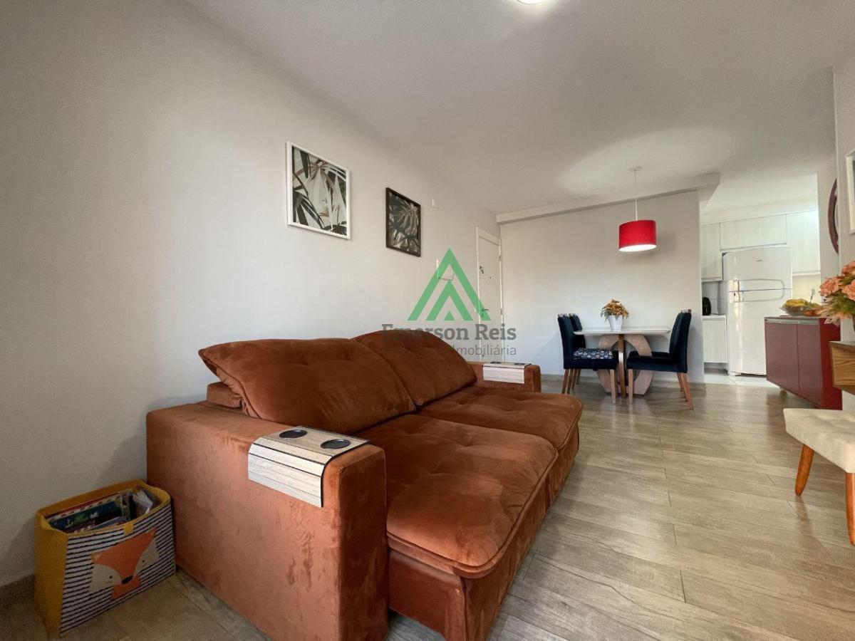 Apartamento à venda com 2 quartos, 68m² - Foto 9