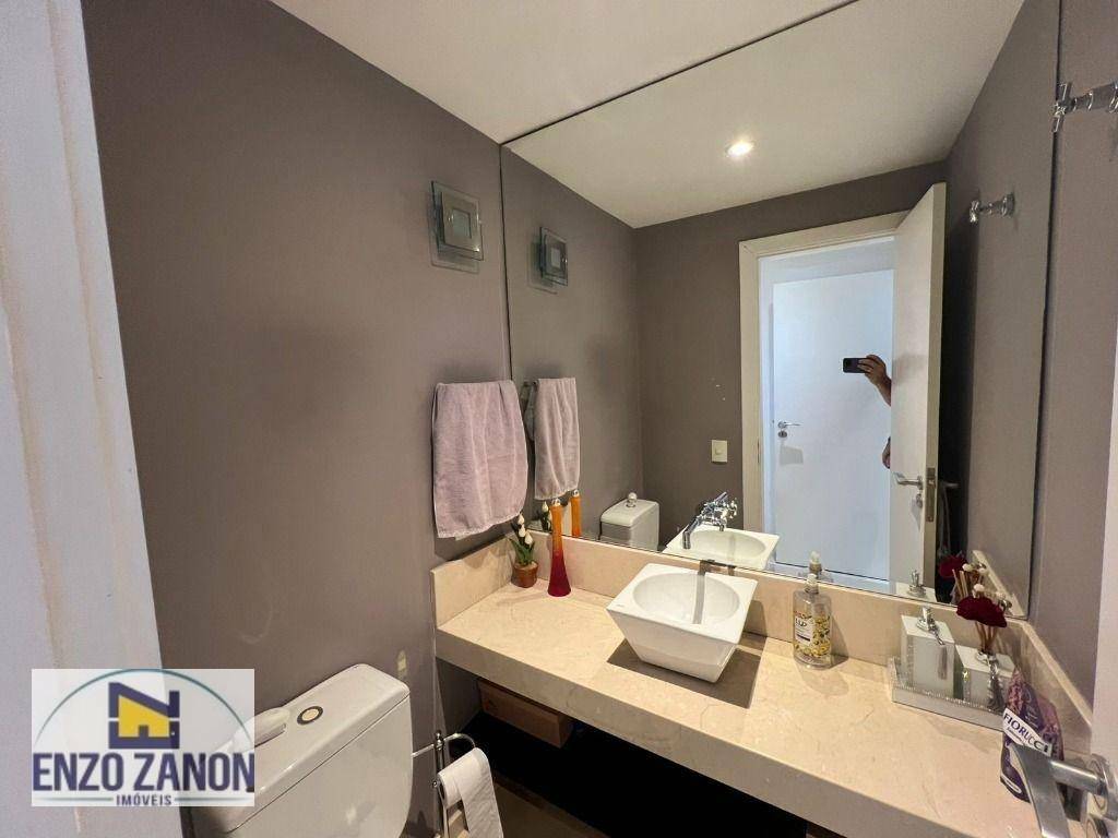 Apartamento à venda com 4 quartos, 208m² - Foto 18