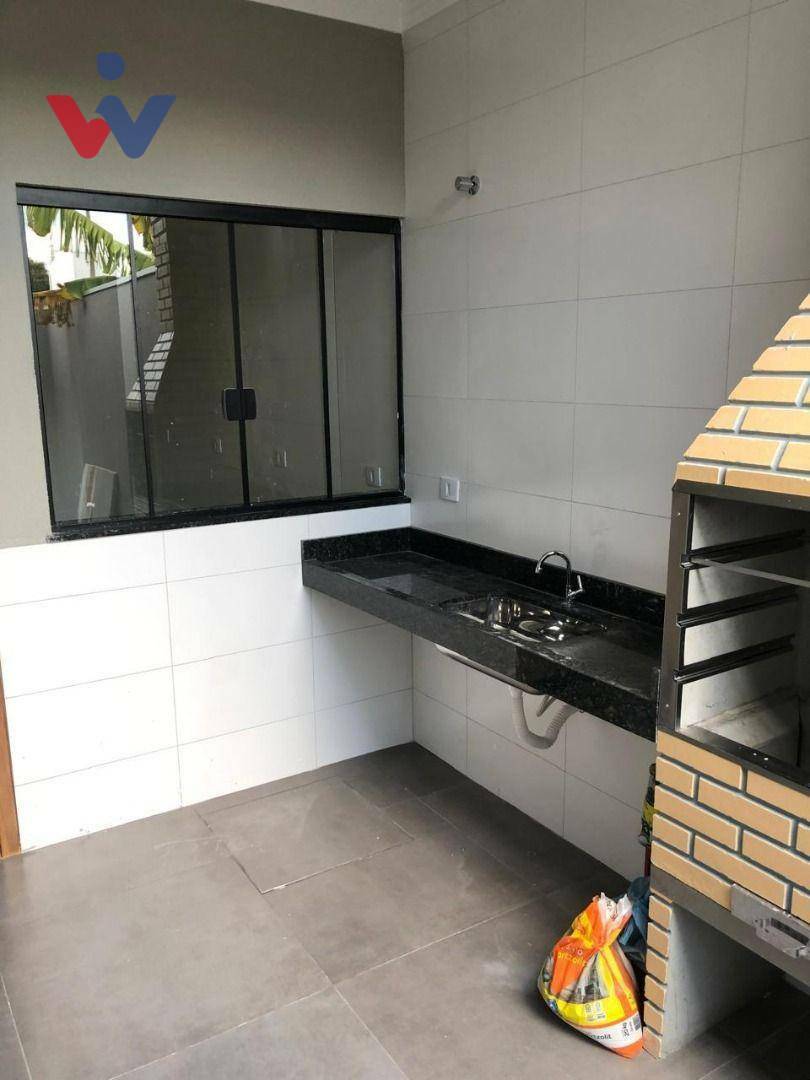 Casa à venda com 3 quartos, 83m² - Foto 17