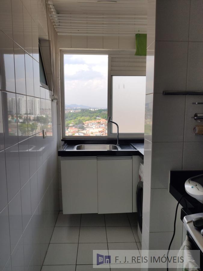 Apartamento à venda com 2 quartos, 62m² - Foto 12