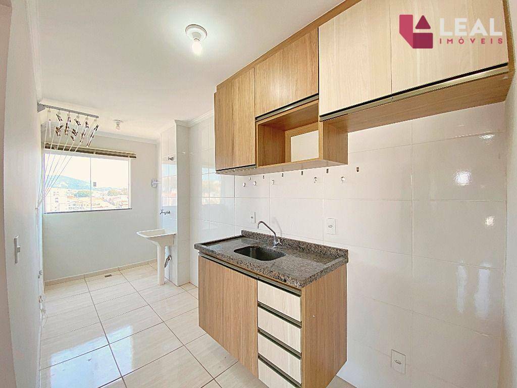 Apartamento à venda com 2 quartos, 51m² - Foto 1