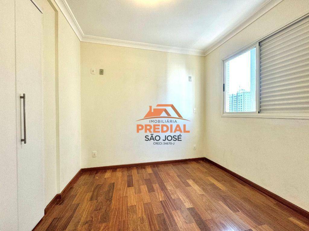 Apartamento à venda com 3 quartos, 98m² - Foto 12