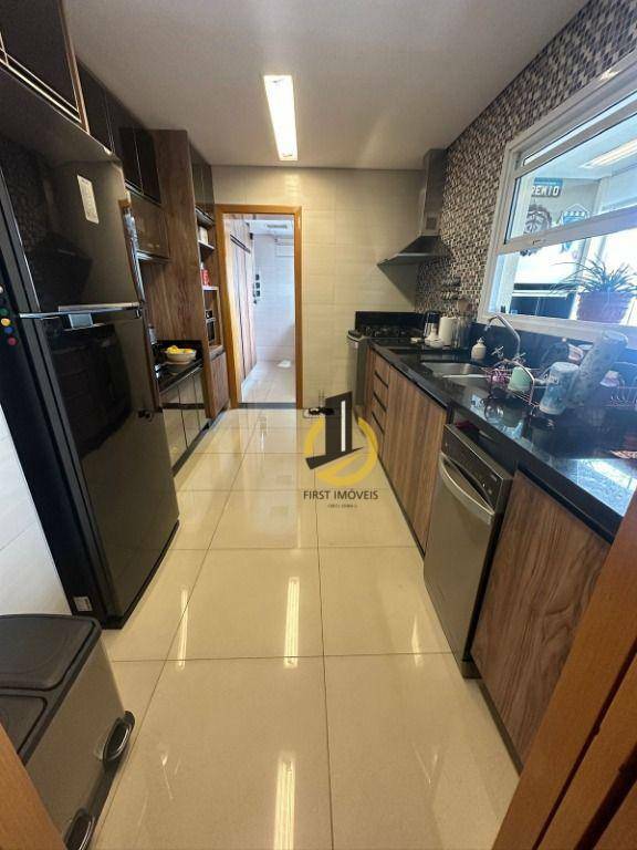 Apartamento à venda com 3 quartos, 126m² - Foto 6