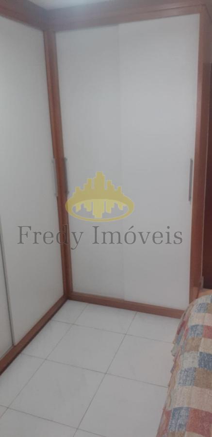 Apartamento à venda com 3 quartos, 82m² - Foto 12