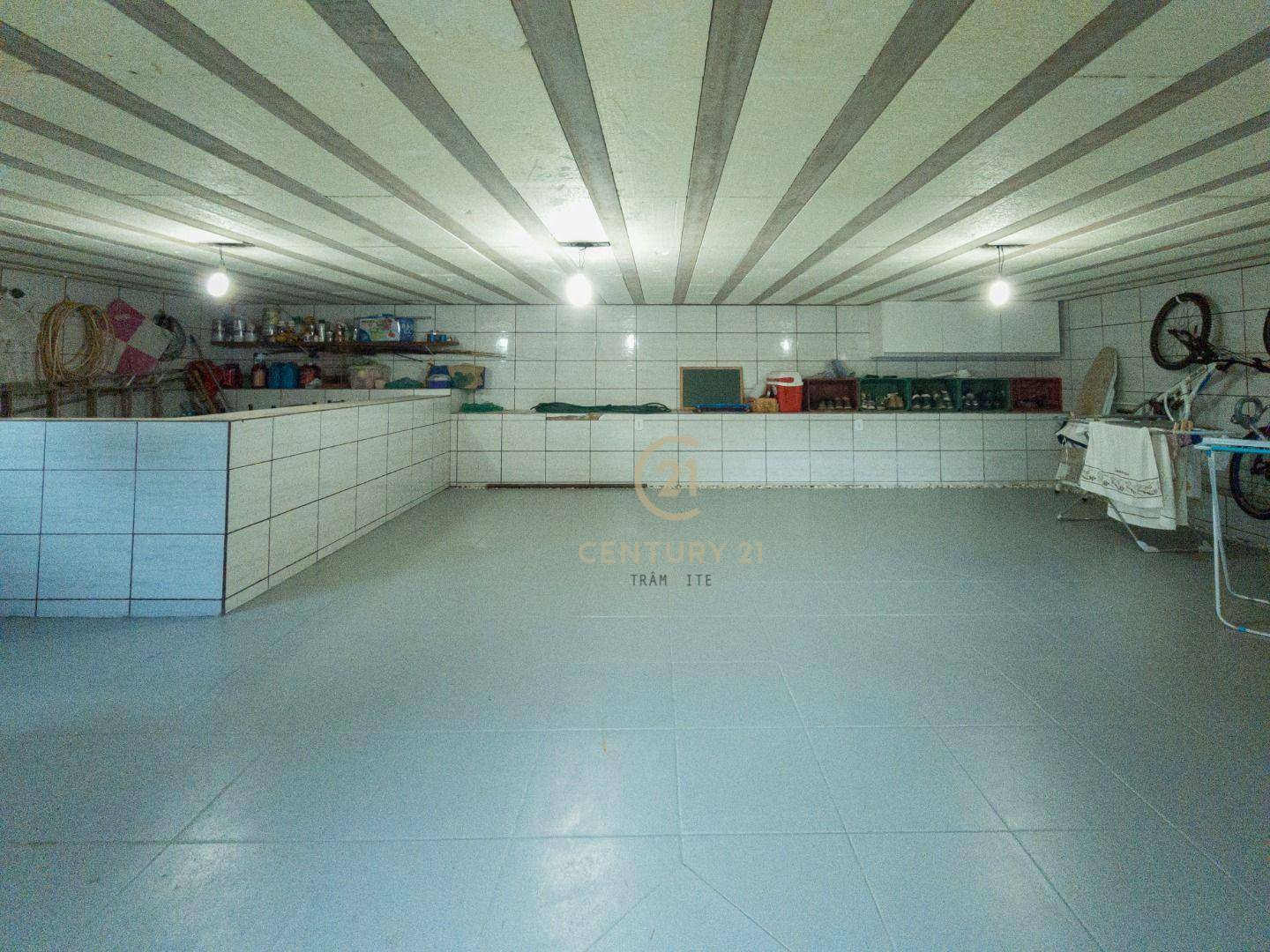 Casa de Condomínio à venda com 4 quartos, 400m² - Foto 24