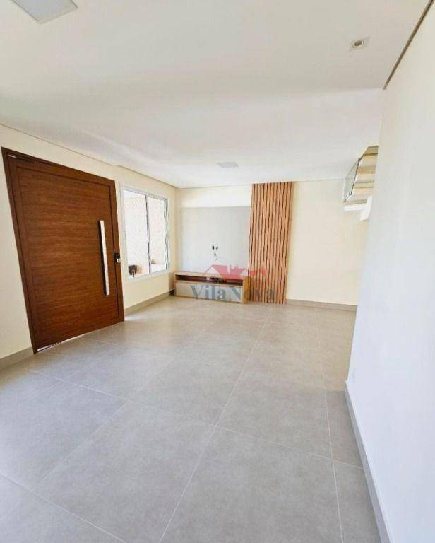 Casa de Condomínio para alugar com 3 quartos, 167m² - Foto 5