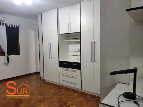 Casa à venda com 3 quartos, 263m² - Foto 8