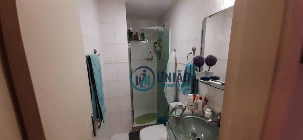 Apartamento à venda com 2 quartos, 60m² - Foto 5