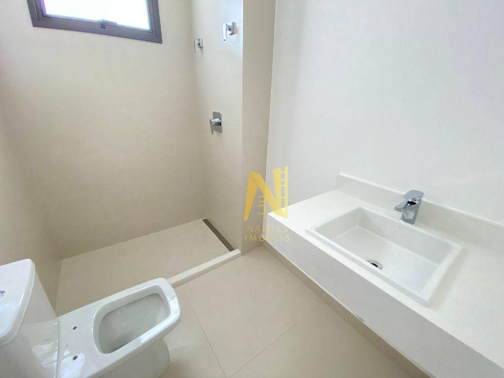 Apartamento à venda com 3 quartos, 216m² - Foto 20