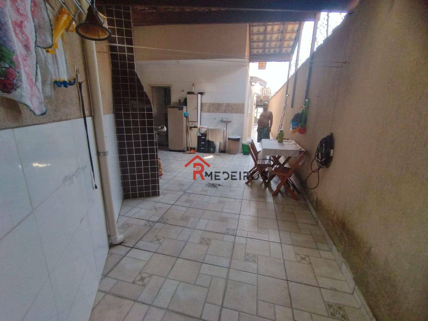 Sobrado à venda com 2 quartos, 130m² - Foto 29