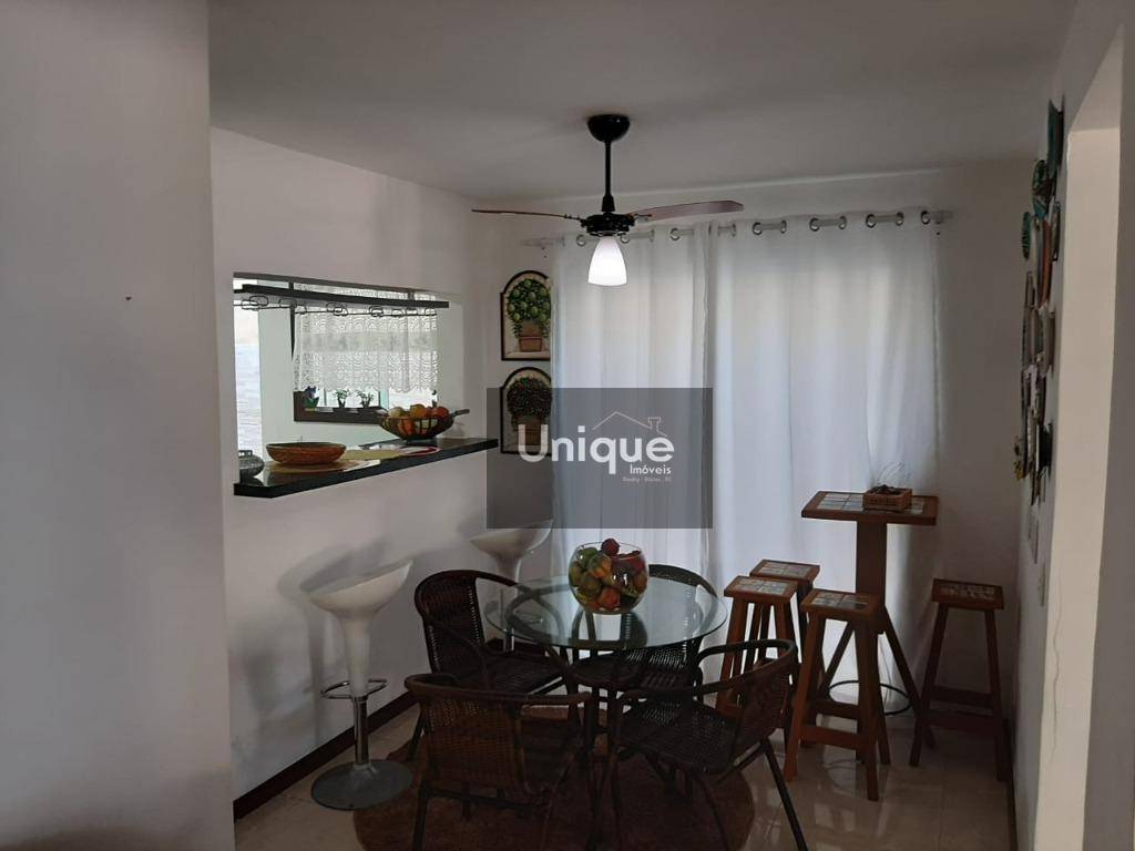 Casa à venda com 4 quartos, 227m² - Foto 10