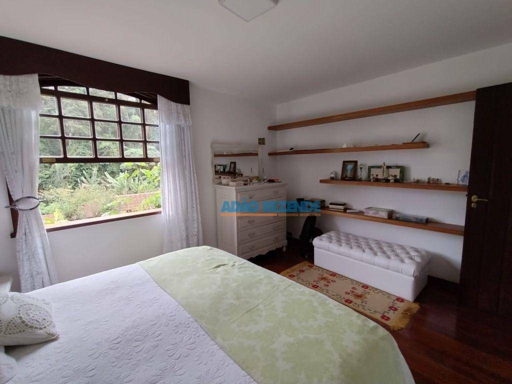 Casa, 3 quartos, 280 m² - Foto 35