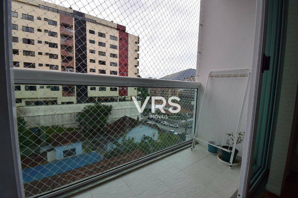 Apartamento à venda com 3 quartos, 142m² - Foto 6