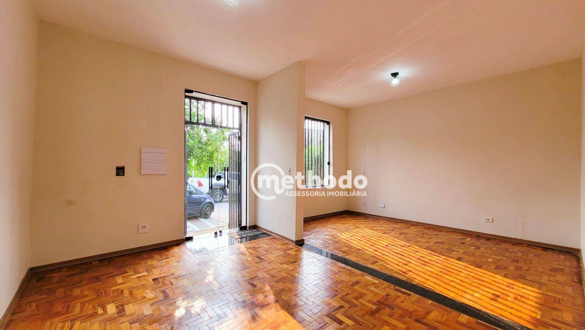 Casa à venda e aluguel com 3 quartos, 100m² - Foto 3