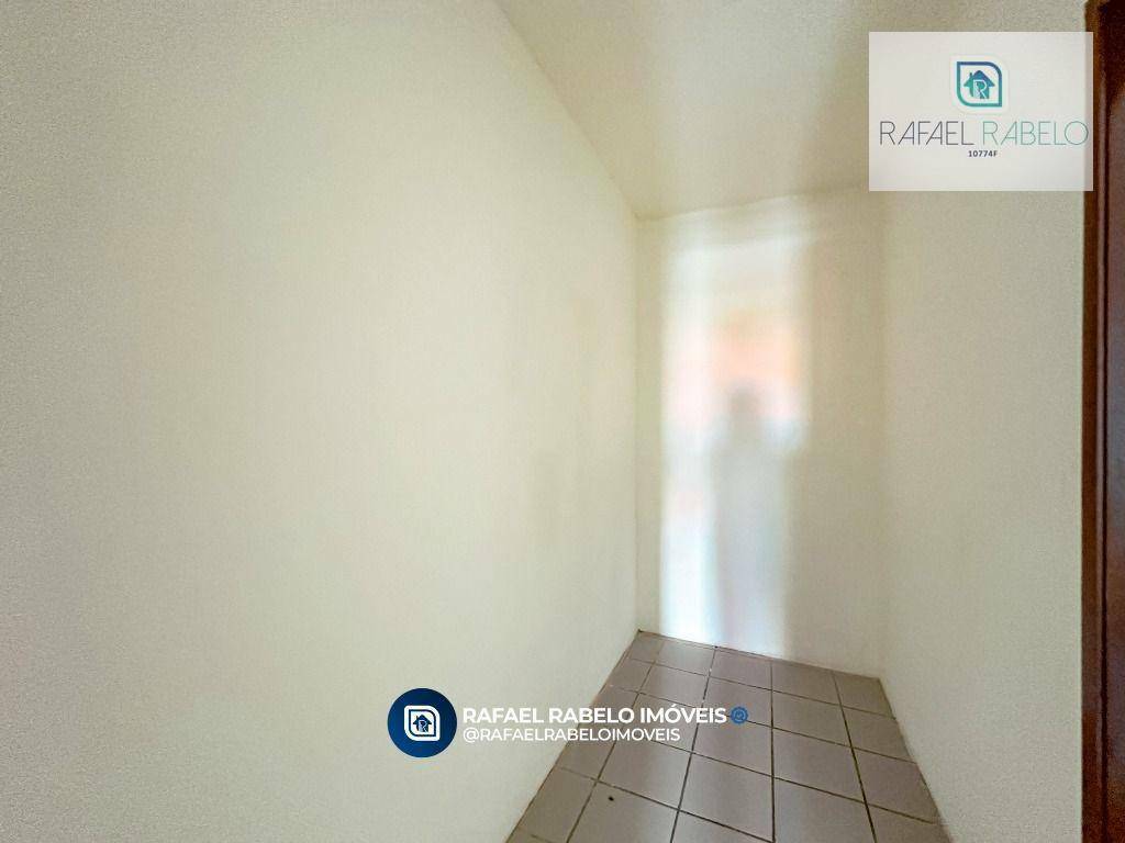 Casa à venda com 4 quartos, 240m² - Foto 28