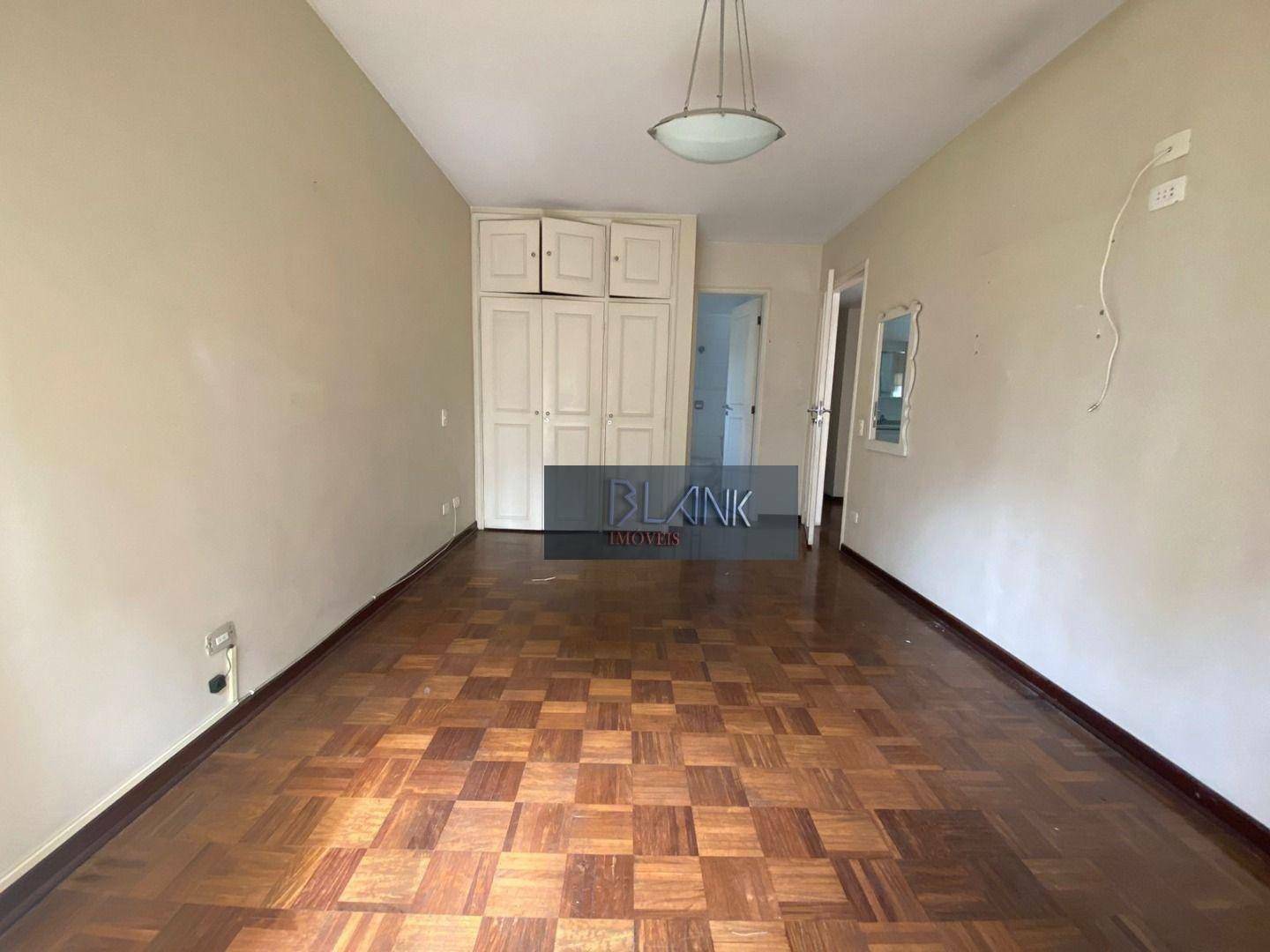 Apartamento à venda com 4 quartos, 160m² - Foto 9