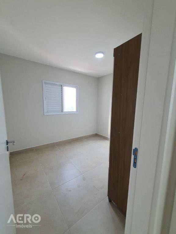 Apartamento para alugar com 1 quarto, 50m² - Foto 7