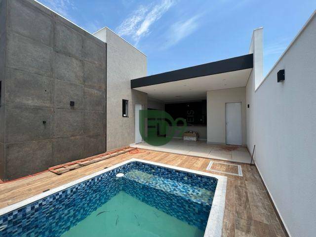 Casa de Condomínio à venda com 3 quartos, 185m² - Foto 2