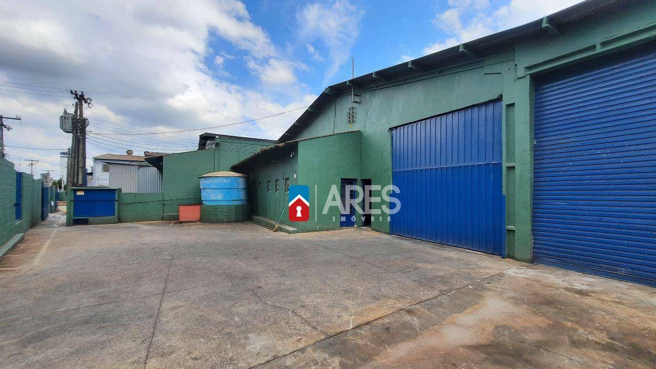 Depósito-Galpão-Armazém para alugar, 900m² - Foto 1