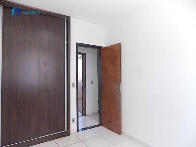 Casa à venda com 2 quartos, 61m² - Foto 15