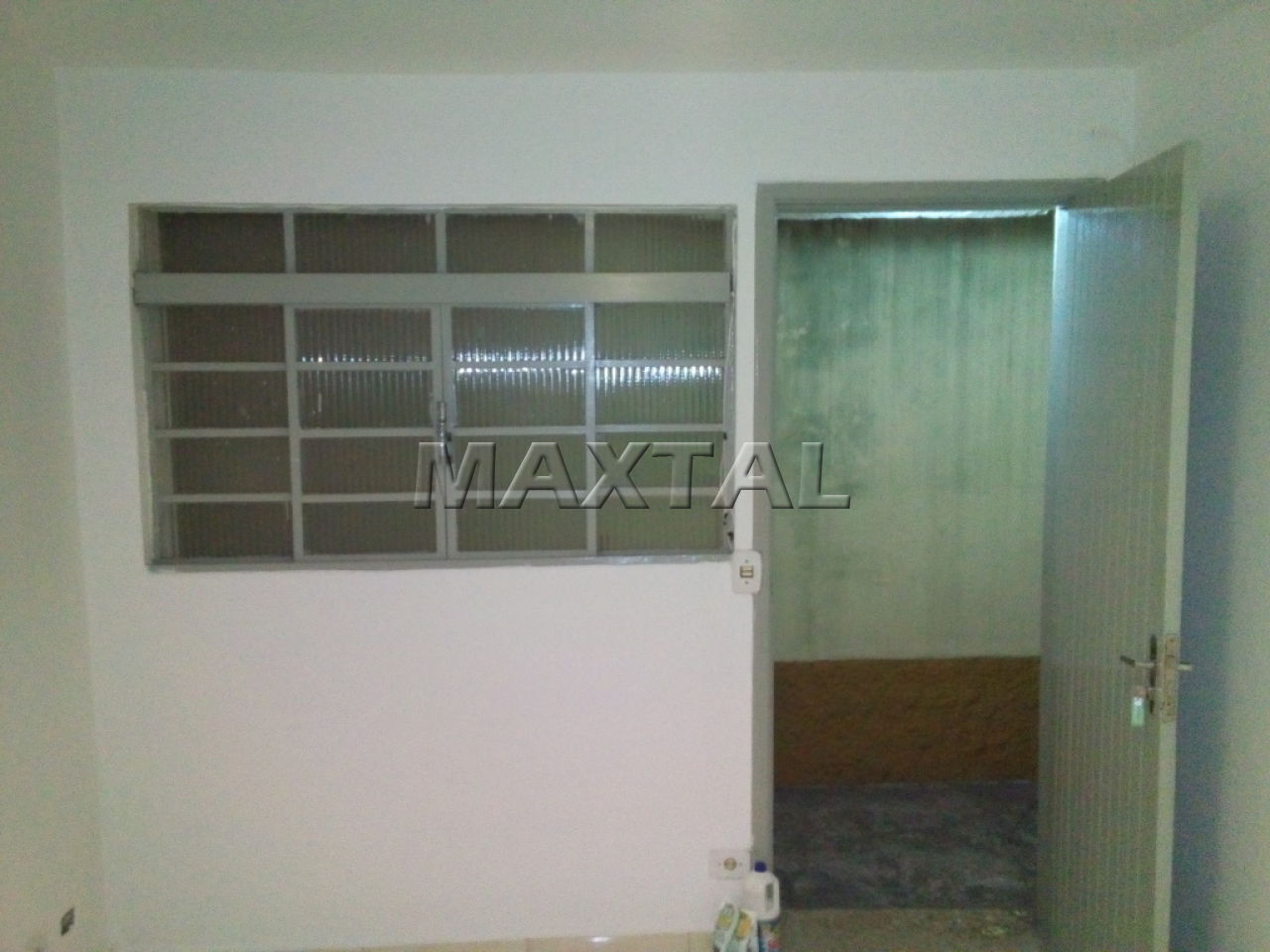 Casa para alugar com 2 quartos, 70m² - Foto 4