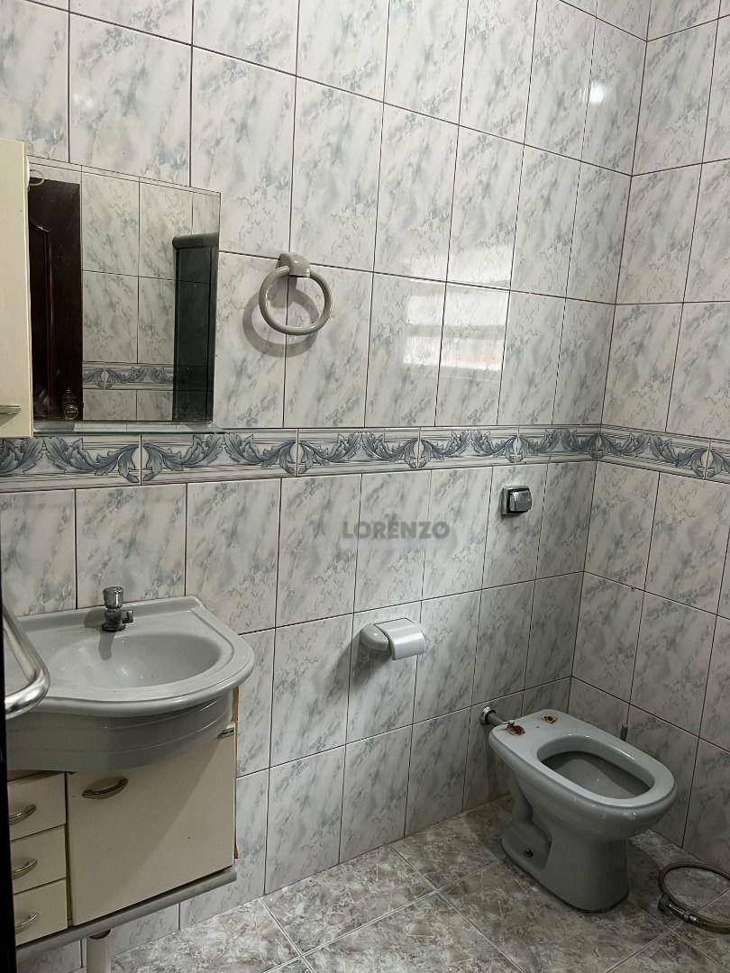 Sobrado à venda com 4 quartos, 318M2 - Foto 15