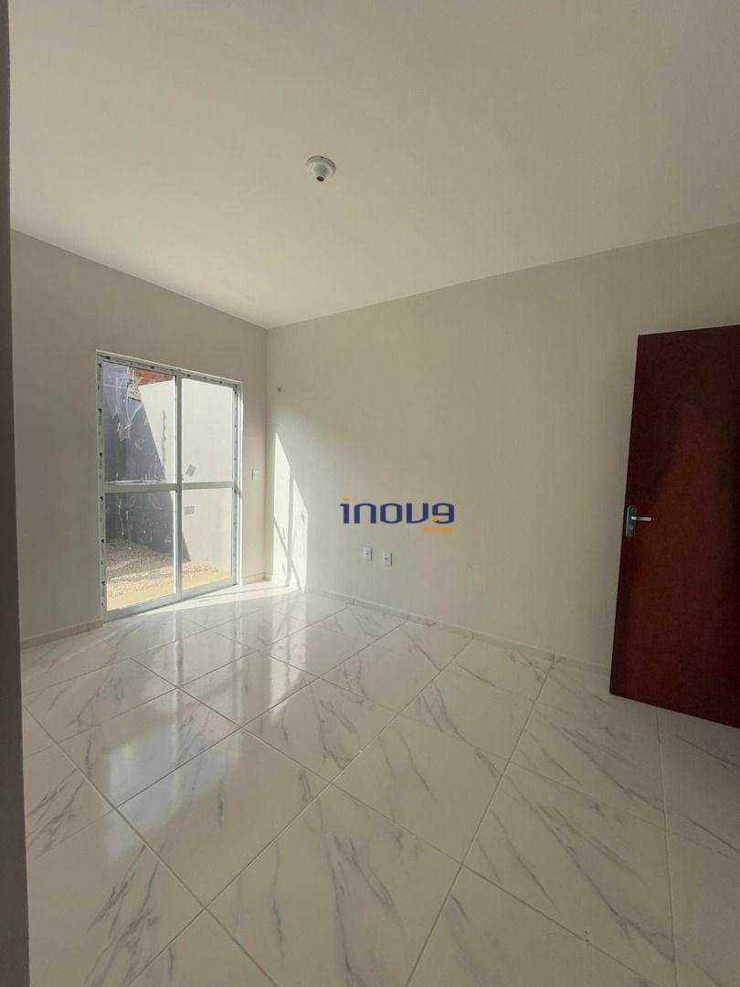 Casa à venda com 3 quartos, 82m² - Foto 12