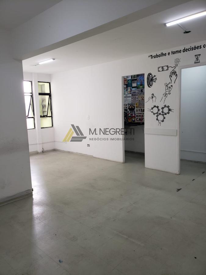 Prédio Inteiro para alugar, 47m² - Foto 1