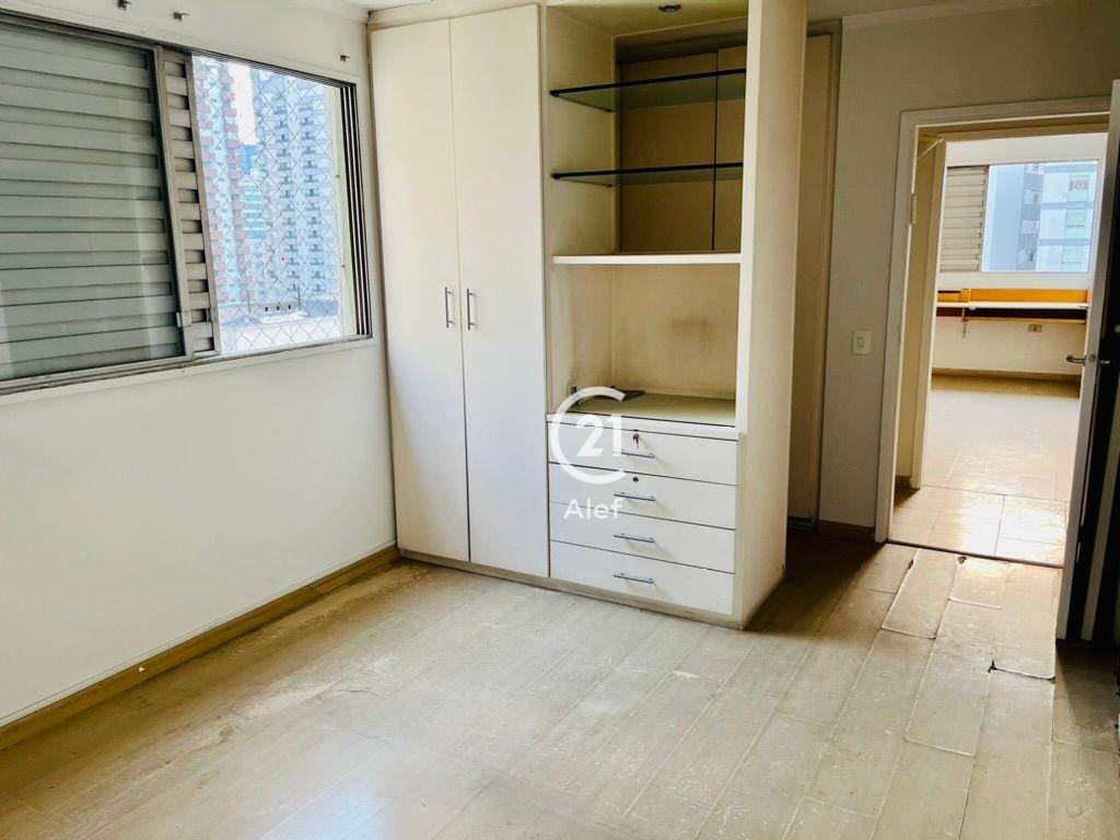 Apartamento à venda com 3 quartos, 167m² - Foto 21