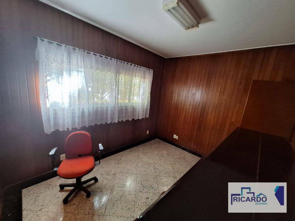 Casa à venda e aluguel com 4 quartos, 261m² - Foto 9