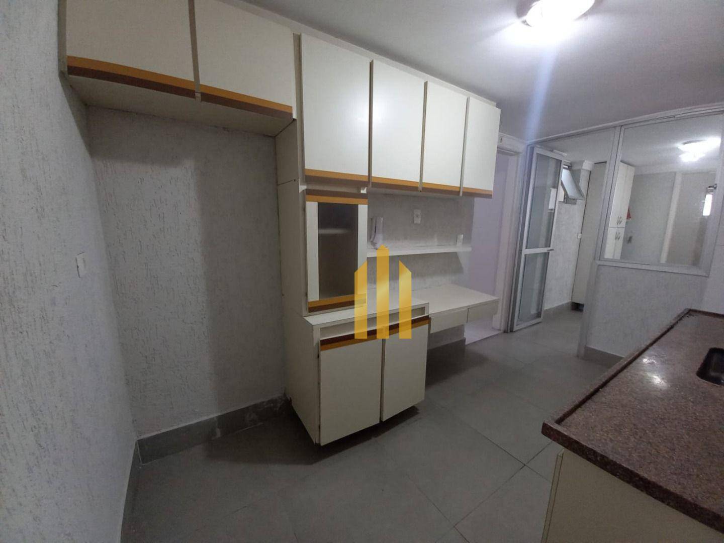 Apartamento para alugar com 3 quartos, 90m² - Foto 44