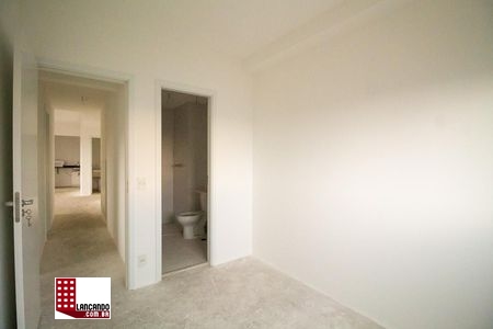 Apartamento à venda com 3 quartos, 111m² - Foto 2