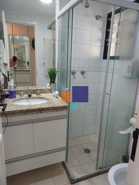 Apartamento à venda com 2 quartos, 75m² - Foto 15