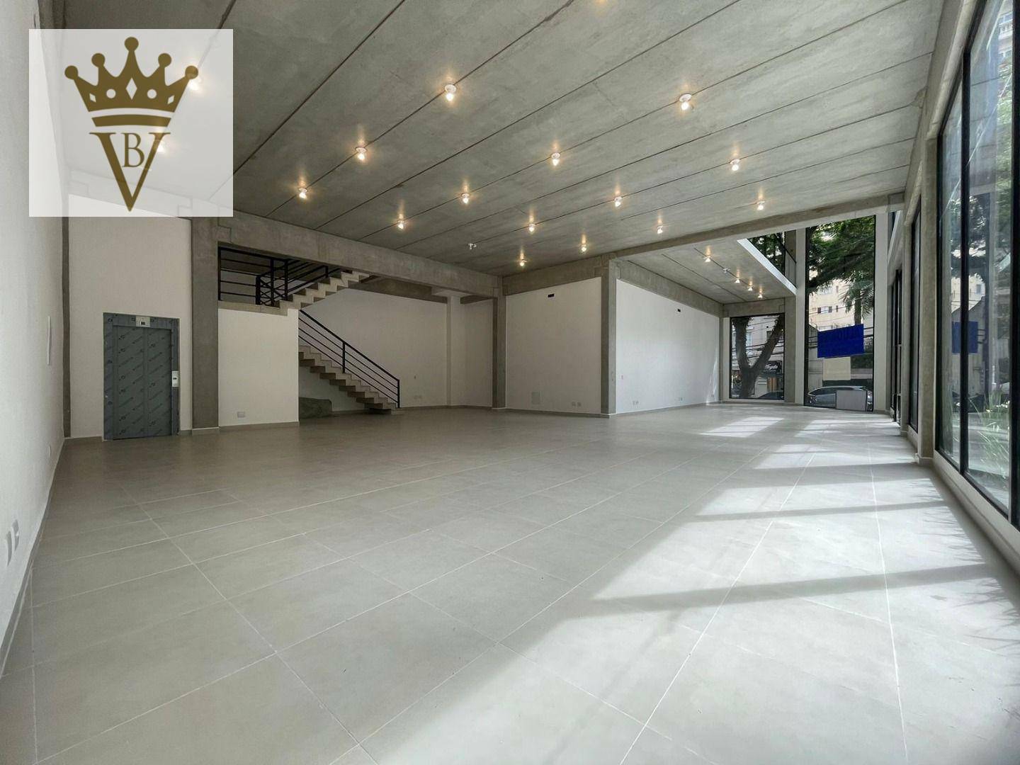 Loja-Salão para alugar, 565m² - Foto 1